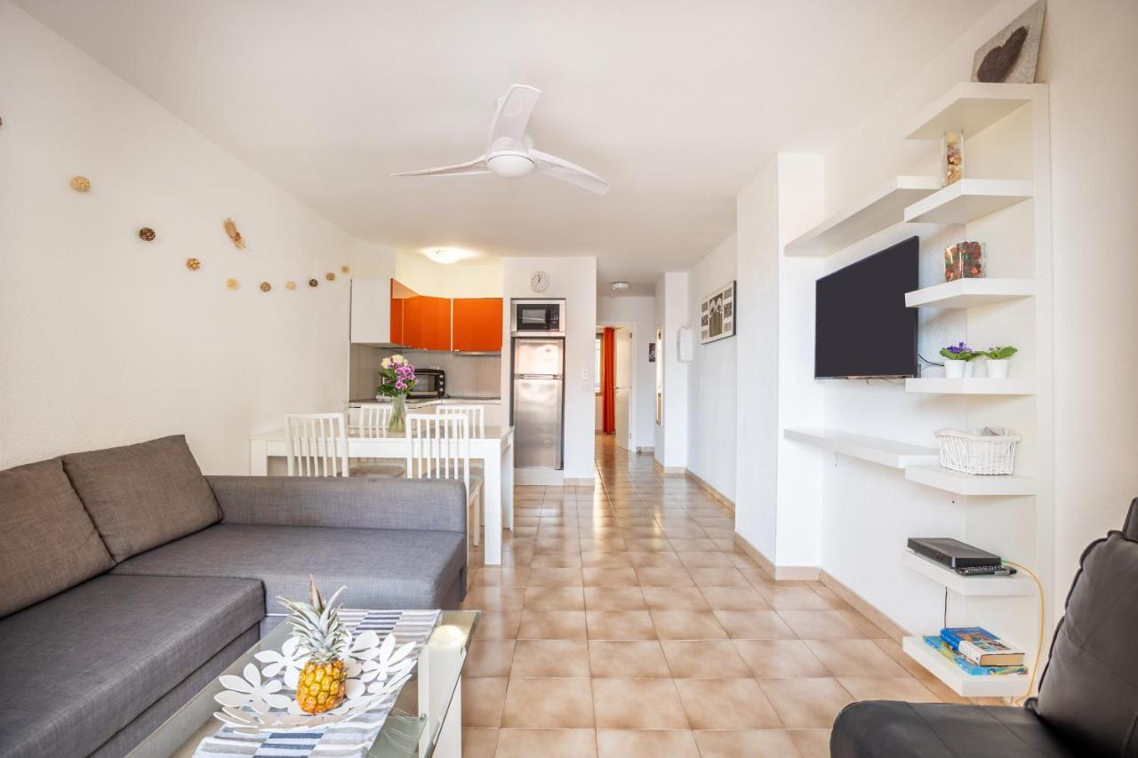 Castle Harbour Phoebe'S Flat Los Cristianos By Lovetenerife Exterior photo